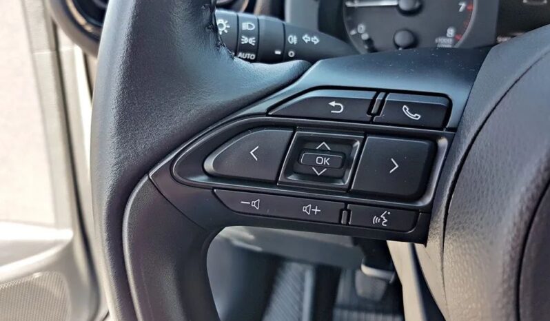 Piękna TOYOTA YARIS 1.0 16v 72KM przeb tylko 6tyś 1ROK GWARANCJI!! full