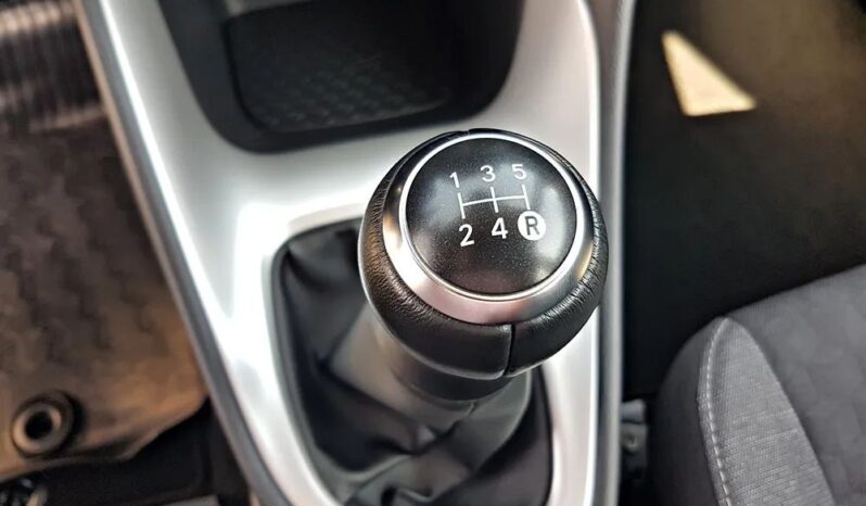 Piękna TOYOTA YARIS 1.0 16v 72KM przeb tylko 6tyś 1ROK GWARANCJI!! full