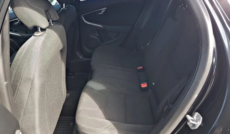 Ładne VOLVO V40 2.0 diesel 150KM przeb 249tys AUTOMAT 1ROK GWARANCJI full