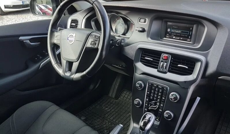Ładne VOLVO V40 2.0 diesel 150KM przeb 249tys AUTOMAT 1ROK GWARANCJI full