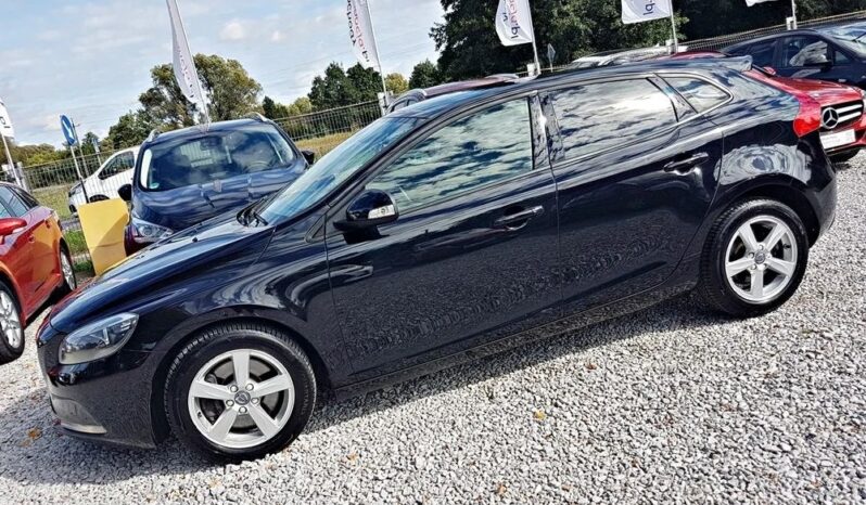 Ładne VOLVO V40 2.0 diesel 150KM przeb 249tys AUTOMAT 1ROK GWARANCJI full