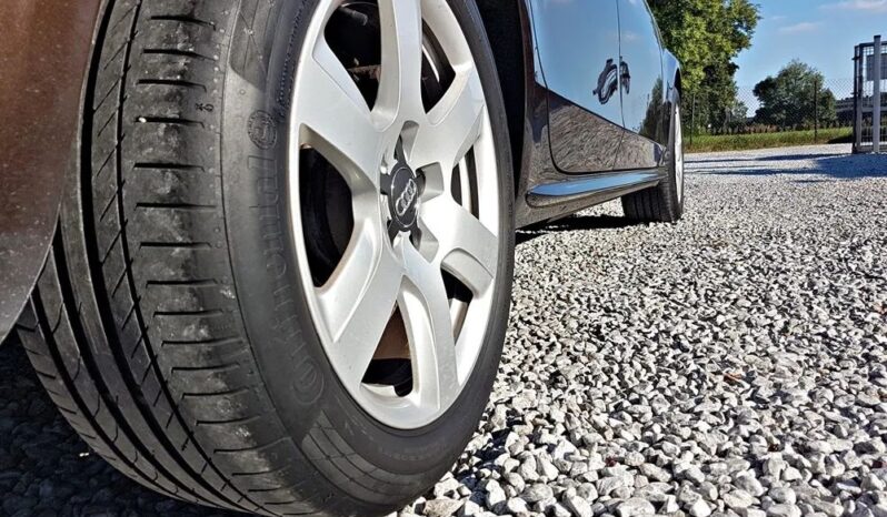 Ładne AUDI A4 2.0TDi 143KM przeb 299tys SERWIS 1ROK GWARANCJI !! full