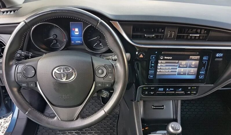 Piękna TOYOTA AURIS 1.2 BENZ 116KM przeb 127tys serwis 1ROK GWARANCJI full