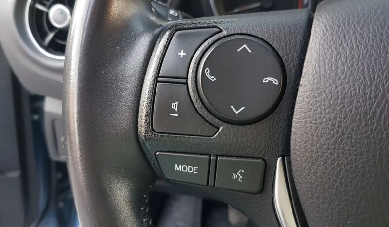 Piękna TOYOTA AURIS 1.2 BENZ 116KM przeb 127tys serwis 1ROK GWARANCJI full