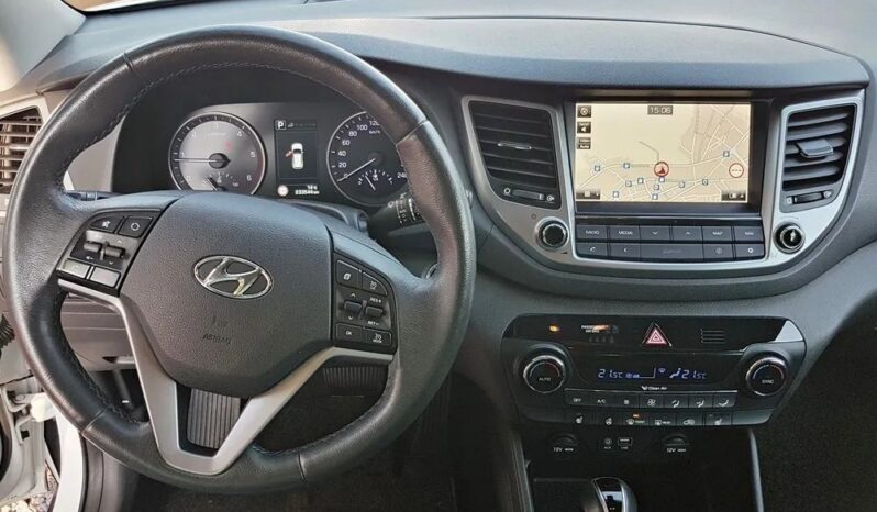 Piękny HYUNDAI TUCSON 1.7 diesel 141KM przeb 233tys SERWIS 1 ROK GWARANCJI full