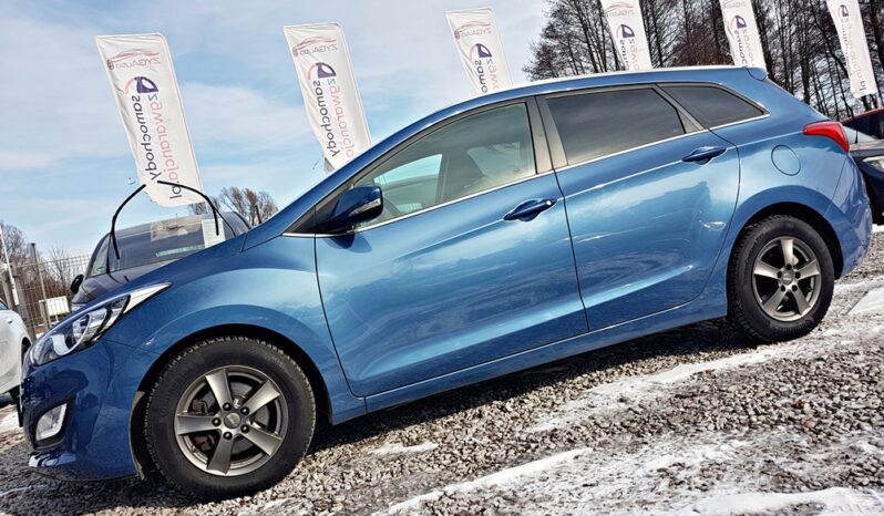 Piękny HYUNDAI i30 1.6 diesel 110KM przeb 130tys SERWIS 1ROK GWARANCJI !! full