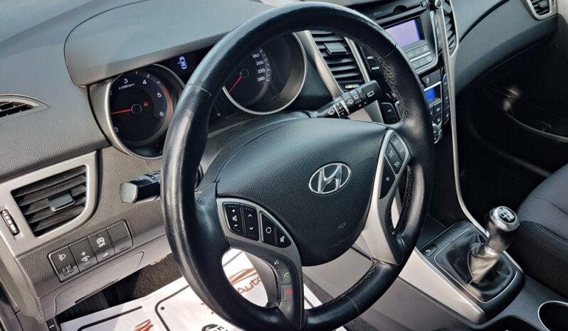 Piękny HYUNDAI i30 1.6 diesel 110KM przeb 130tys SERWIS 1ROK GWARANCJI !! full