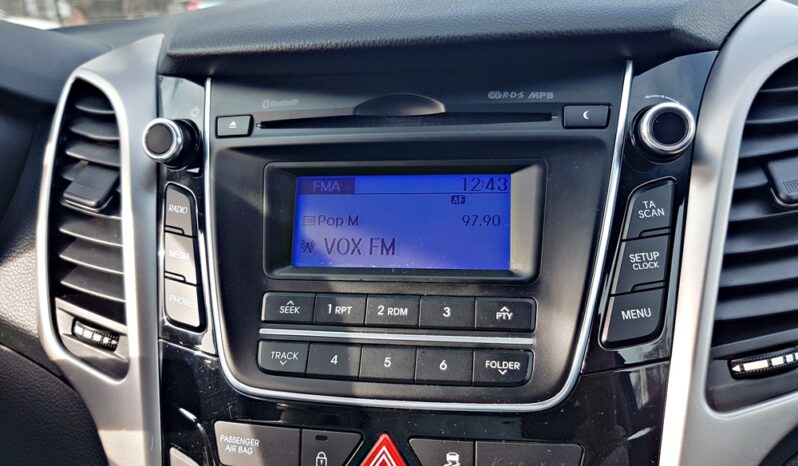 Piękny HYUNDAI i30 1.6 diesel 110KM przeb 130tys SERWIS 1ROK GWARANCJI !! full