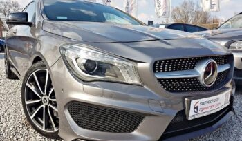 Mercedes-Benz CLA 200 7G-DCT AMG Line full