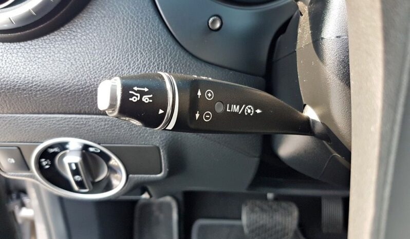 Mercedes-Benz CLA 200 7G-DCT AMG Line full