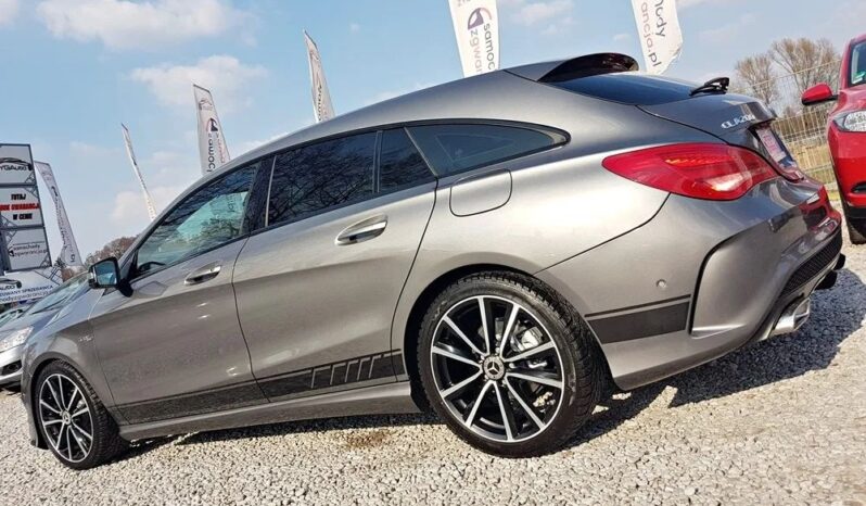 Mercedes-Benz CLA 200 7G-DCT AMG Line full