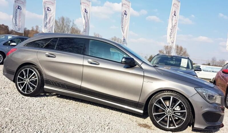 Mercedes-Benz CLA 200 7G-DCT AMG Line full