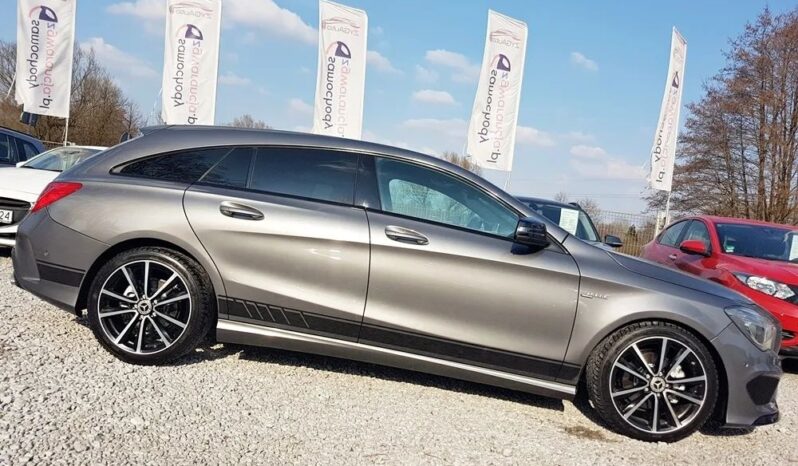 Mercedes-Benz CLA 200 7G-DCT AMG Line full