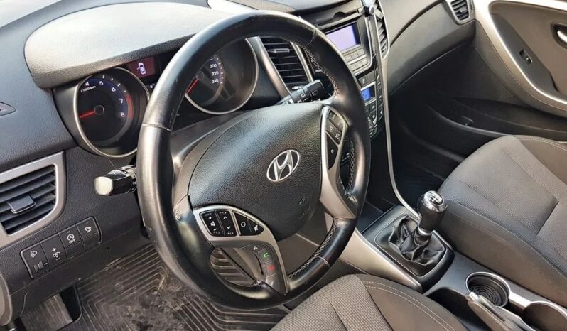 Ładny HYUNDAI i30 1.6 16V 135km przeb 176tyś SERWIS 1ROK GWARANCJI !! full