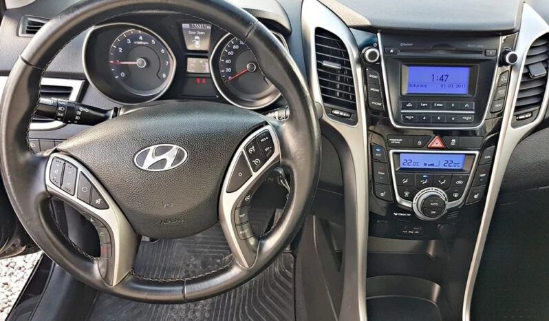 Ładny HYUNDAI i30 1.6 16V 135km przeb 176tyś SERWIS 1ROK GWARANCJI !! full