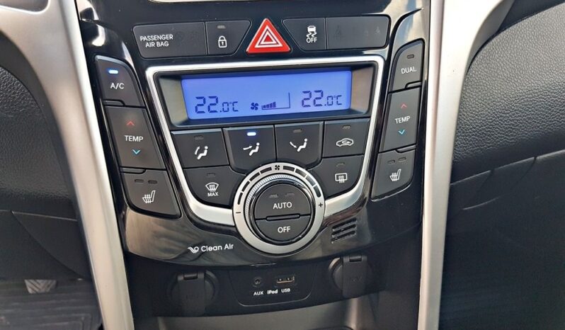 Ładny HYUNDAI i30 1.6 16V 135km przeb 176tyś SERWIS 1ROK GWARANCJI !! full