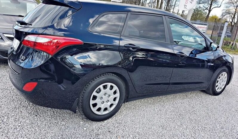 Ładny HYUNDAI i30 1.6 16V 135km przeb 176tyś SERWIS 1ROK GWARANCJI !! full
