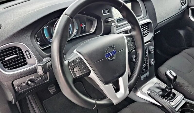 Piękne VOLVO V40 2.0 benz -122KM przeb 144tys SERWIS DO KOŃCA W ASO, 2LATA GWARANCJI 100ZWYPADEK full