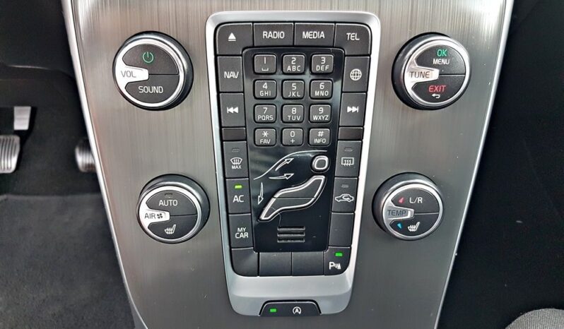 Piękne VOLVO V40 2.0 benz -122KM przeb 144tys SERWIS DO KOŃCA W ASO, 2LATA GWARANCJI 100ZWYPADEK full