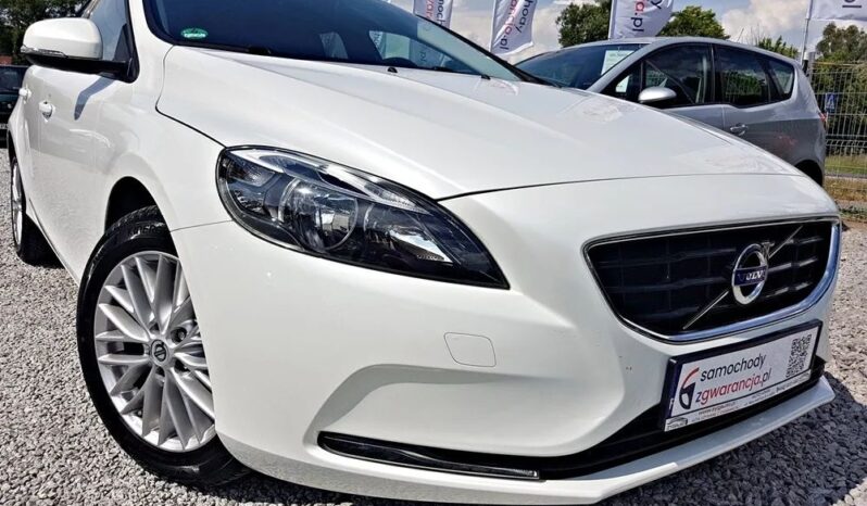 Piękne VOLVO V40 2.0 benz -122KM przeb 144tys SERWIS DO KOŃCA W ASO, 2LATA GWARANCJI 100ZWYPADEK full