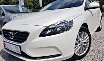 Piękne VOLVO V40 2.0 benz -122KM przeb 144tys SERWIS DO KOŃCA W ASO, 2LATA GWARANCJI 100ZWYPADEK full