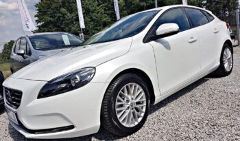 Piękne VOLVO V40 2.0 benz -122KM przeb 144tys SERWIS DO KOŃCA W ASO, 2LATA GWARANCJI 100ZWYPADEK full