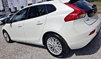 Piękne VOLVO V40 2.0 benz -122KM przeb 144tys SERWIS DO KOŃCA W ASO, 2LATA GWARANCJI 100ZWYPADEK full