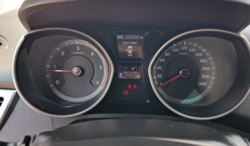 Piękny HYUNDAI i30 1.6 diesel 110KM przeb 230tyś SERWIS 1ROK GWARANCJI !! full