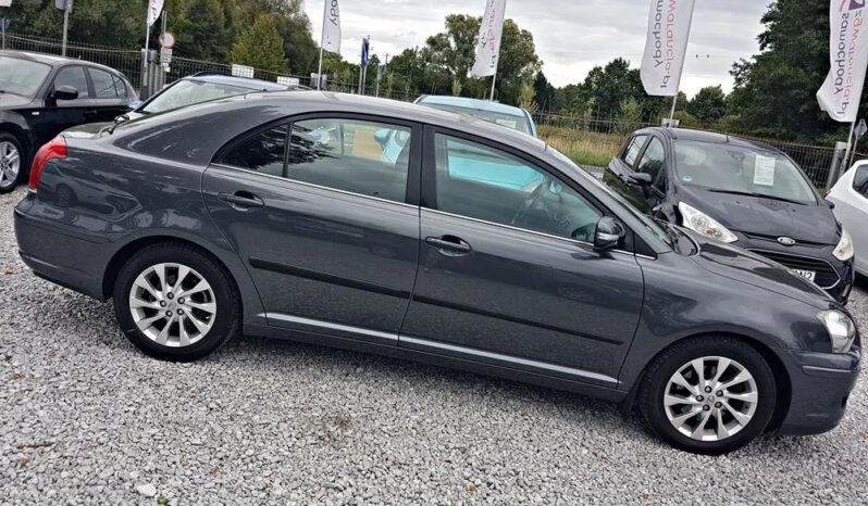 Ładny AVENSIS 2.0 16V 146KM przeb 205tyś SERWIS 1ROK GWARANCJI full