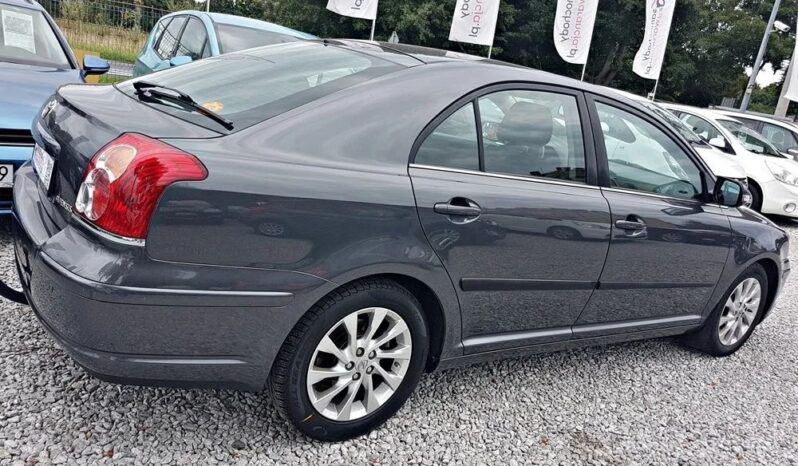 Ładny AVENSIS 2.0 16V 146KM przeb 205tyś SERWIS 1ROK GWARANCJI full