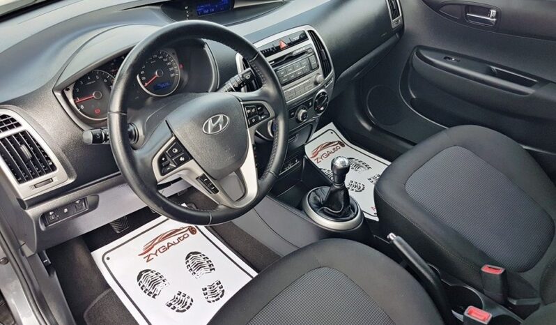Piękny HYUNDAI i20 1.2 16v-85KM przeb 79tyś SERWIS 1ROK GWARANCJI full