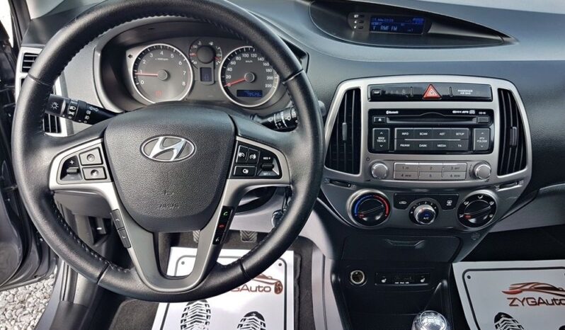 Piękny HYUNDAI i20 1.2 16v-85KM przeb 79tyś SERWIS 1ROK GWARANCJI full