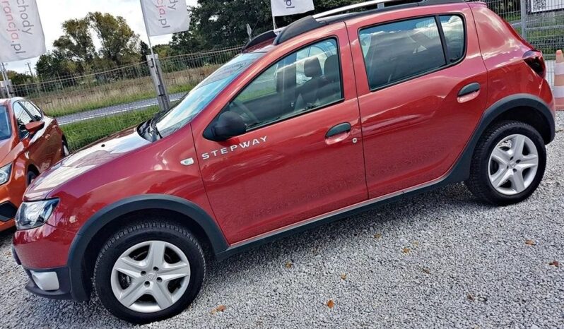 Dacia Sandero Stepway 0.9 TCe Laureate full